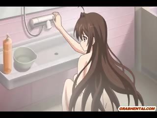 Plešatý youth anime stojící v prdeli a prsatá coed v the koupelna