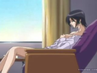 Kaakit-akit anime sekretarya may malaki soft titties rubs ito sa kanya opisina